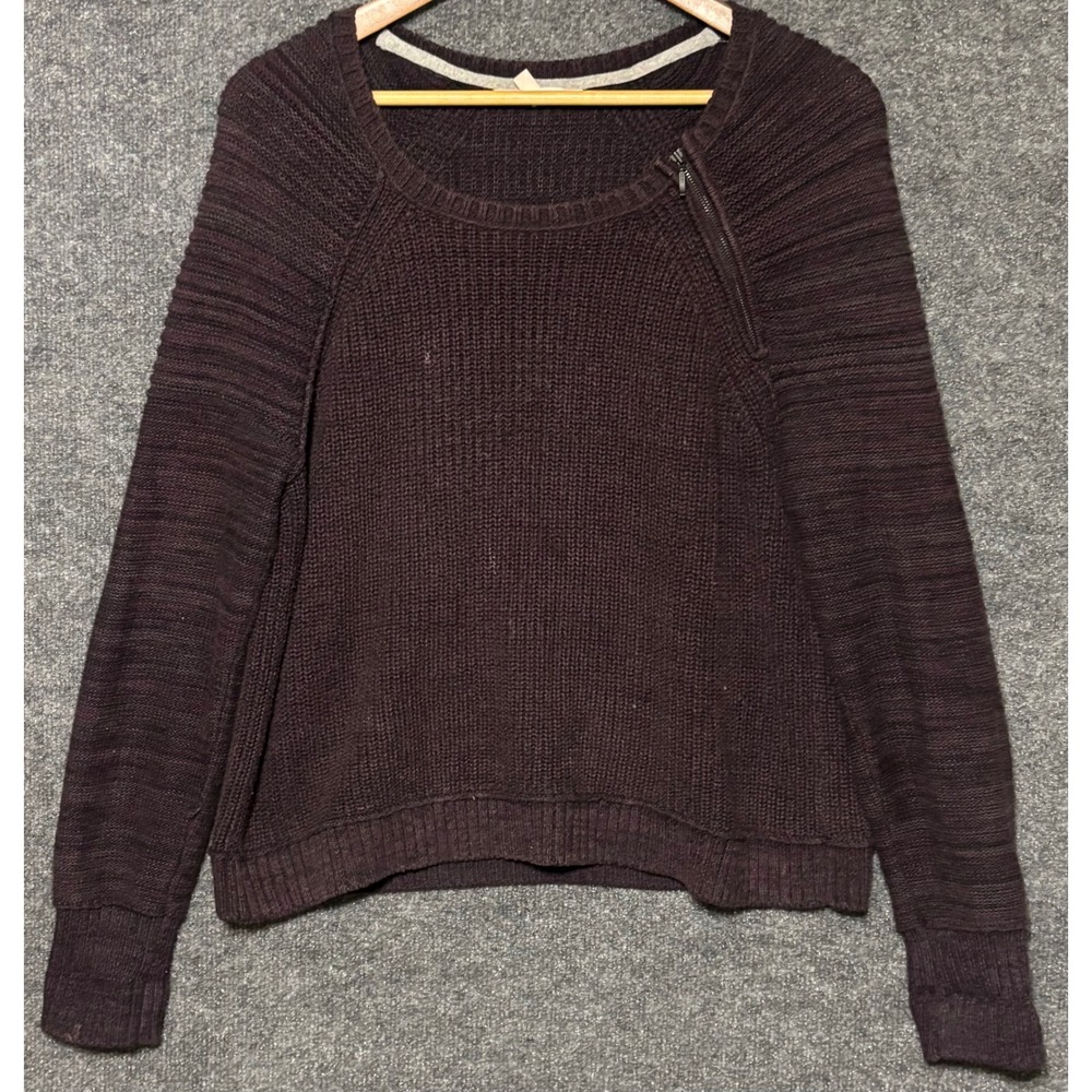 Victorias Secret Womens Burgundy Knit Sweater Shoulder Zipper Detail‎ Size S